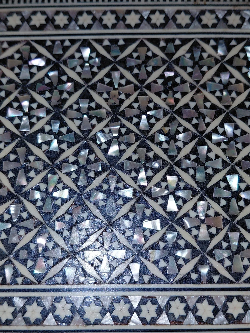 N/A handcrafted decorative